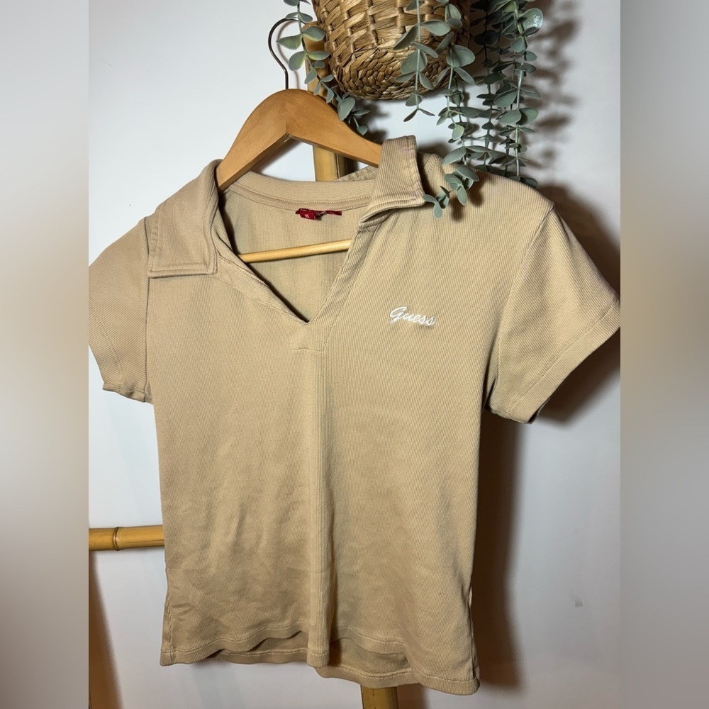 (3 For $20) Guess Top - Size XL